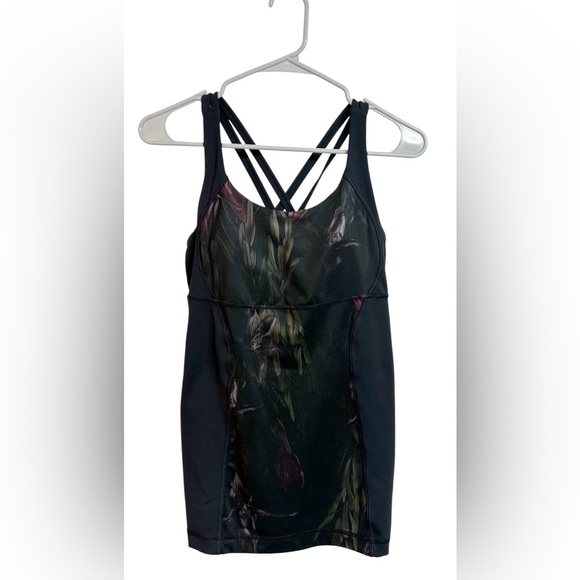 Lululemon Energy Tank Midnight Iris Luxtreme Cross Back Tank Top Size 8 Women - Picture 2 of 7